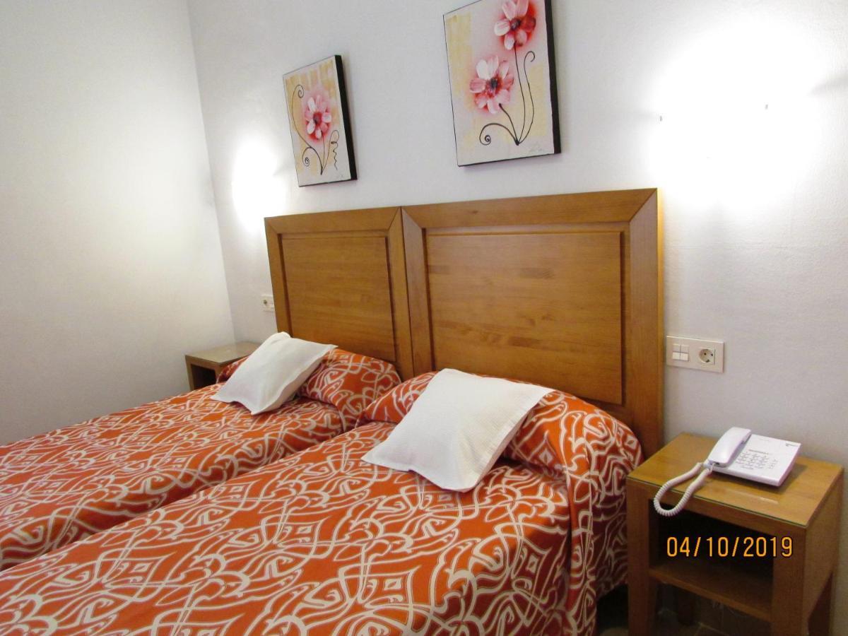 Hotel Goartin Malaga Bagian luar foto